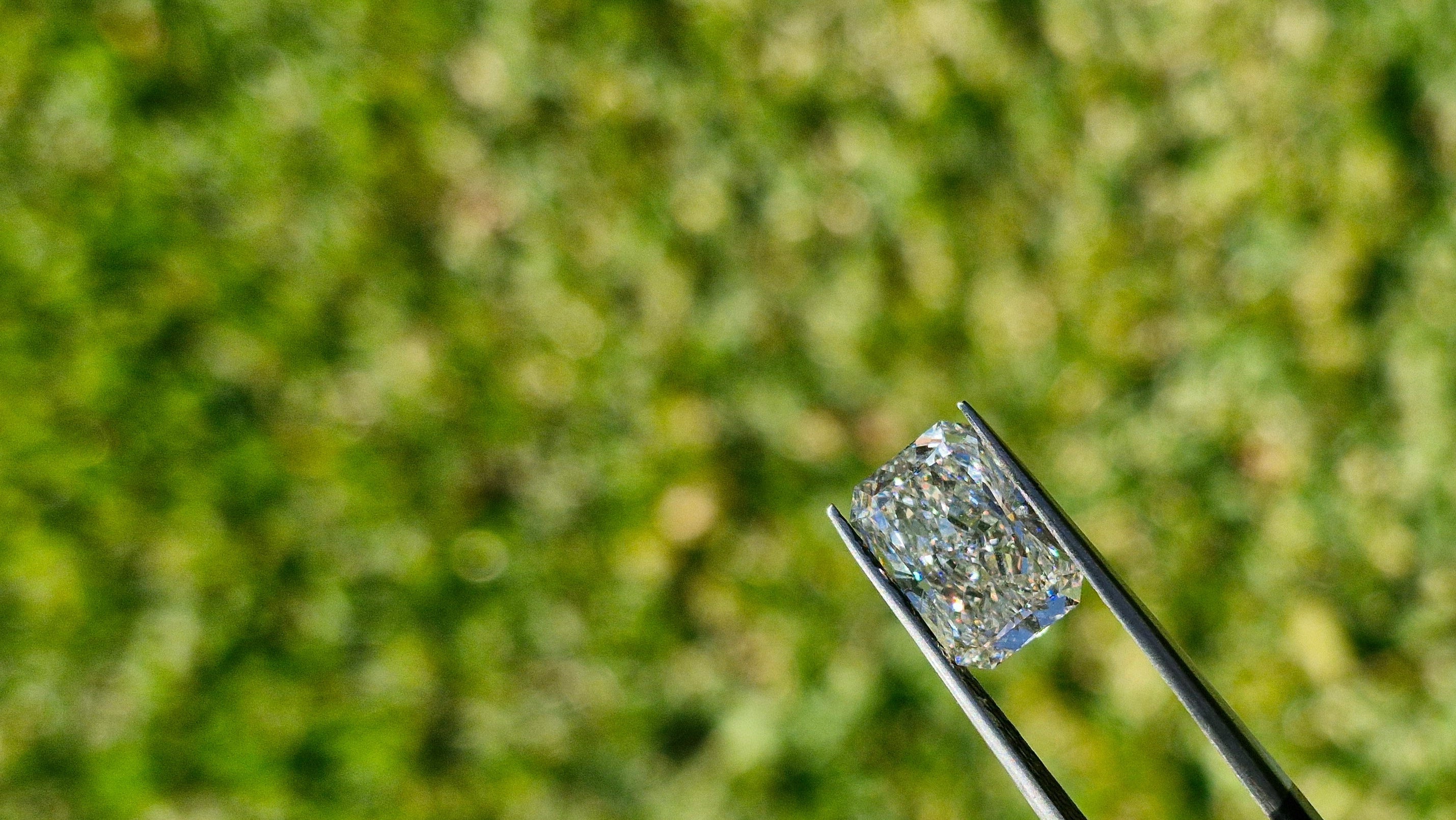 Custom Diamond Engagement Ring Brisbane