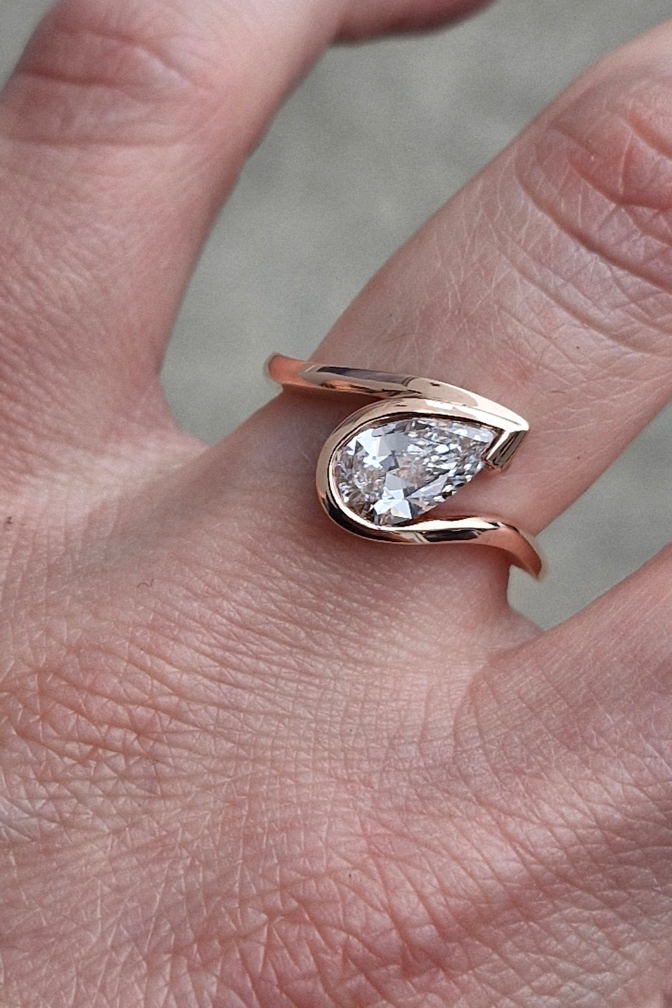 Custom engagement Rings Brisbane