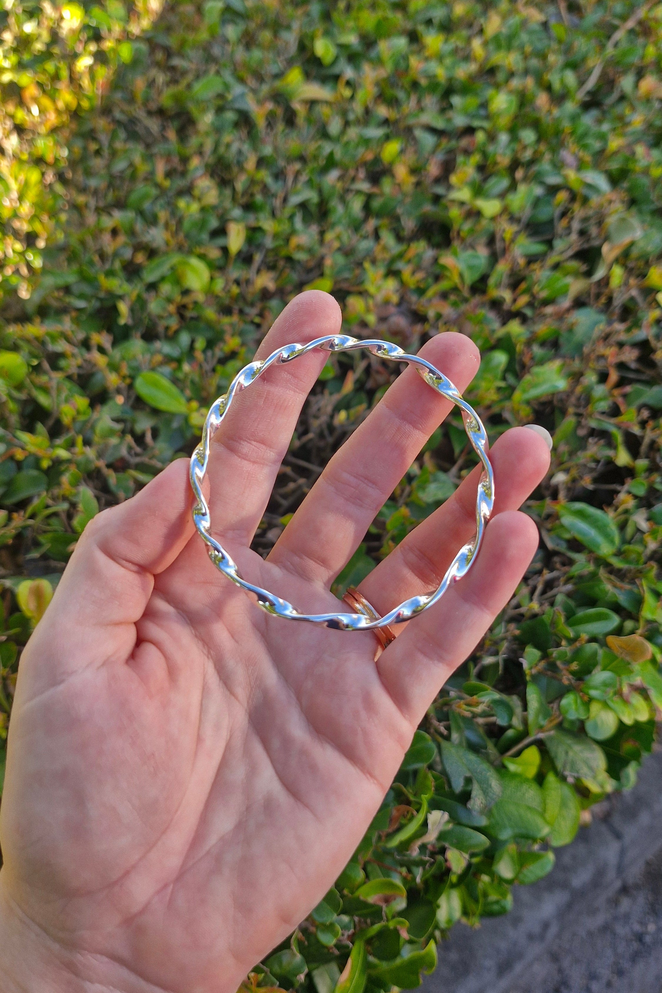 Polished Silver Twisted Bangle Brisbane