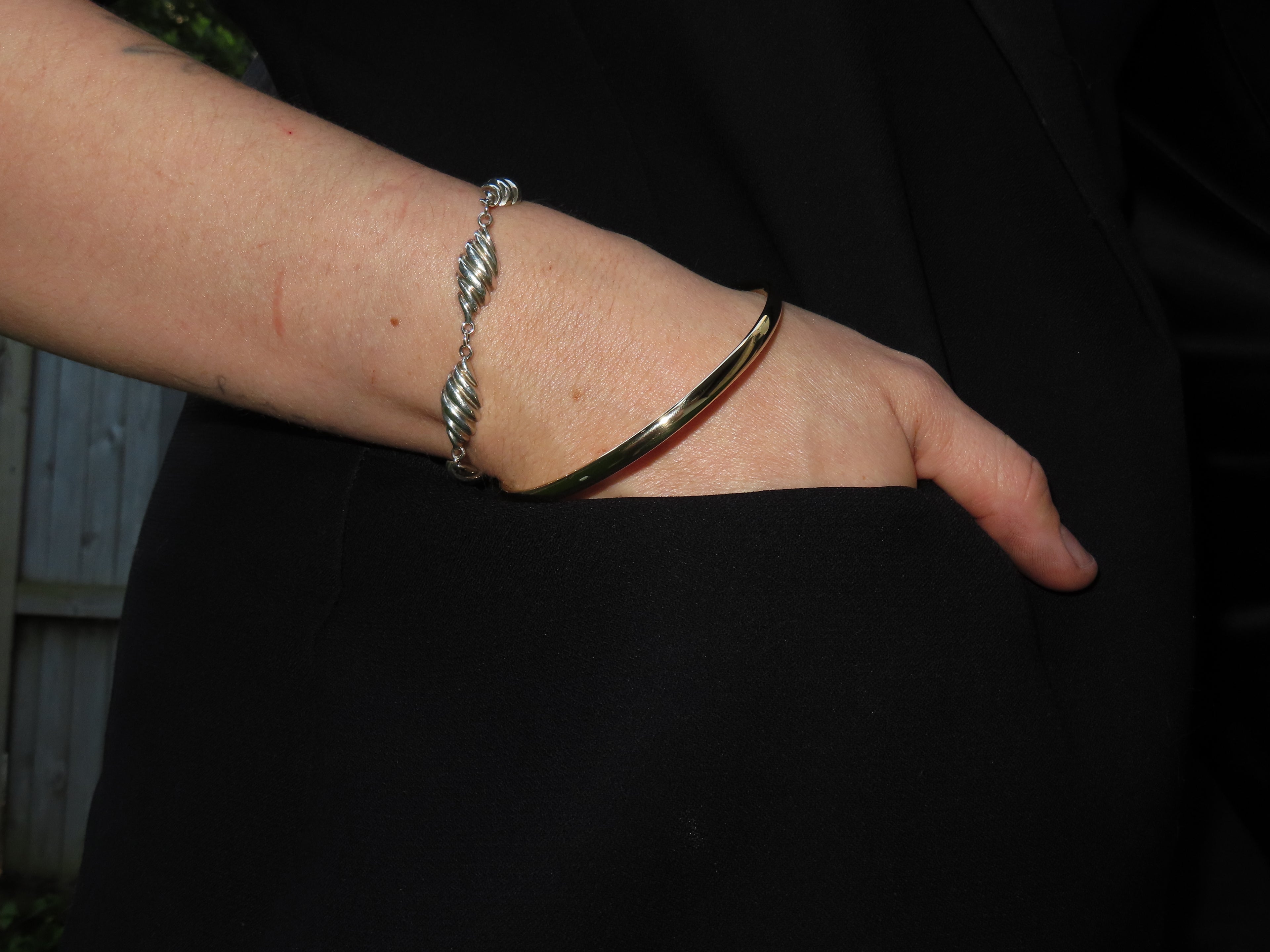 Custom Gold Bangle Brisbane 